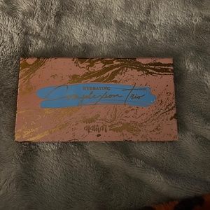 Alamar cosmetics hydrating complexion trio